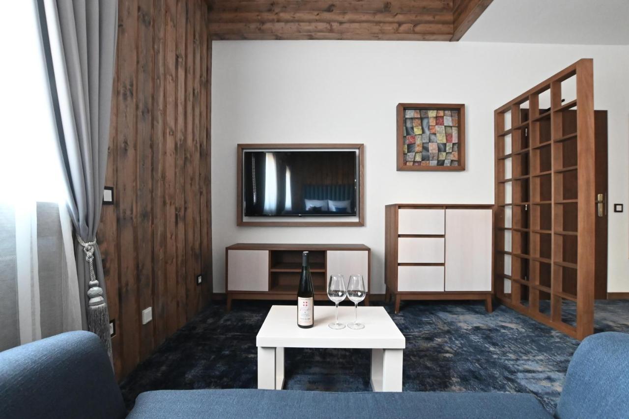 Apartmany Spessart Chomutov Exterior foto